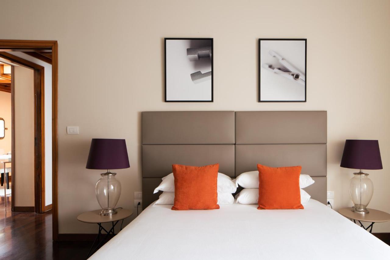 Caracciolo 13 Rooftop&suites *